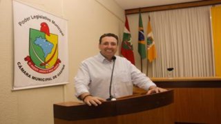 Ciro pede espaço em festas municipais para Associações e ONGs venderem seus produtos
